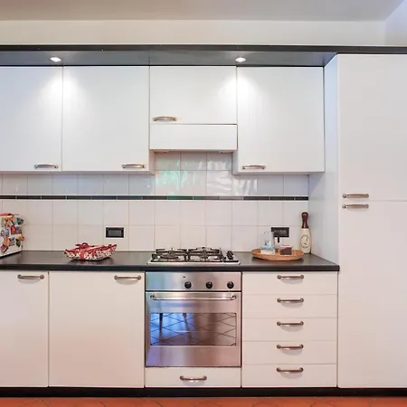 Casa Mati 1 베르바니아